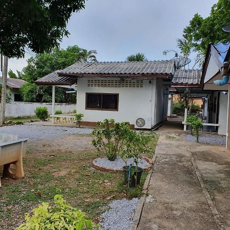 Pineapple Resort Ban Huai Thalaeng Phan Eksteriør billede