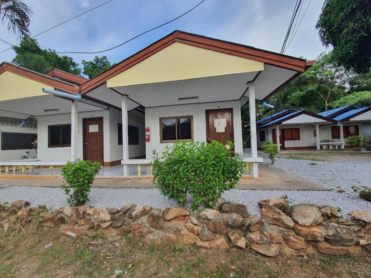 Pineapple Resort Ban Huai Thalaeng Phan Eksteriør billede